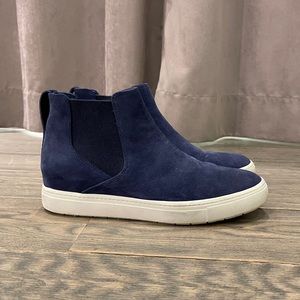 VINCE WOMENS NEWLYN SUEDE SNEAKER SZ. 7.5